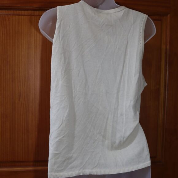 Calvin Klein Cream Pleated Yolk 100% Silk Button Down Tank Top M - Picture 10 of 13